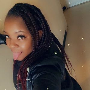 Meet your Posher, Shaneequa